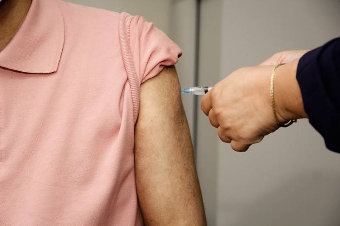 Público de 44 e 45 anos completa imunização na próxima semana
