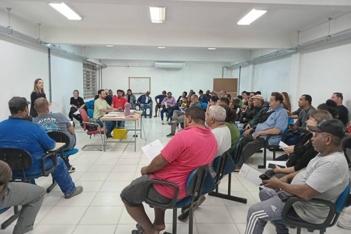 Servidores do setor de Alimentos explicam procedimentos obrigatórios de boas práticas