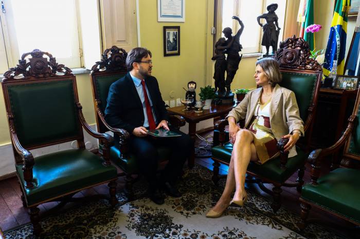 Eduardo Trindade veio a Pelotas agradecer à prefeita pela disposição ao diálogo e à construção coletiva de legislação municipal