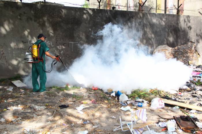 Ação da Vigilância Ambiental combate os mosquitos