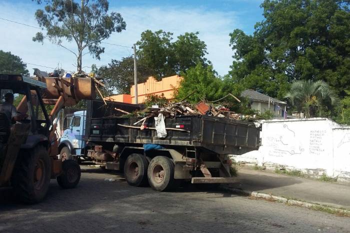 SSUI trabalha com oito caminhões caçamba