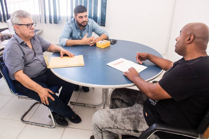 A previsão é de que o projeto de incubação, que vai beneficiar 15 moradores do Minha Casa Minha Vida, comece até março