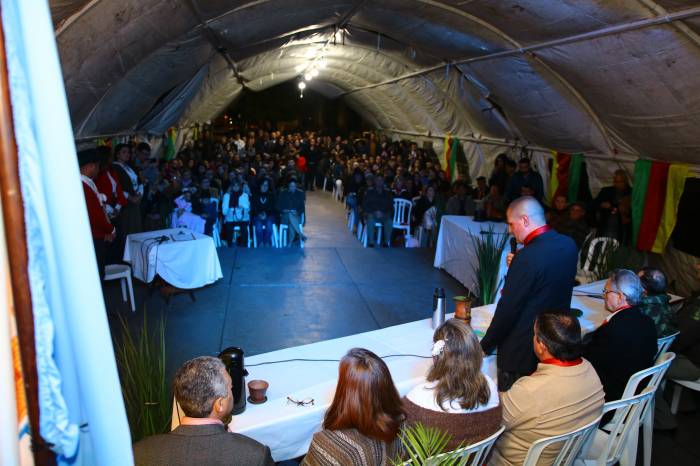 Vice-prefeito participou do julgamento de ação de usucapião feito pelo patrono das festividades