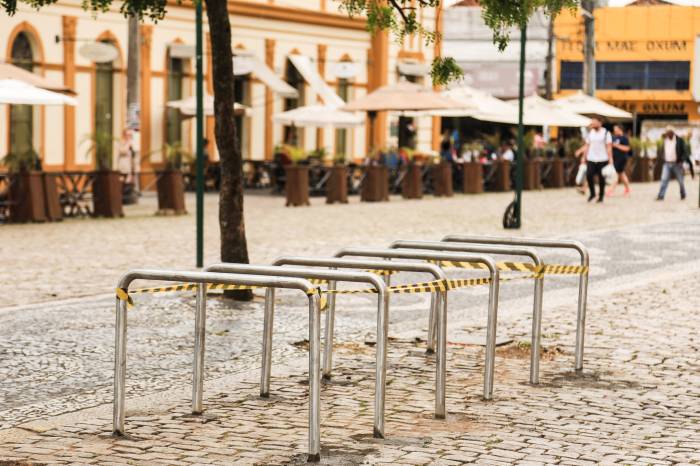 Bancos também vão fazer parte do ambiente