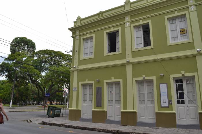 Secretaria atenderá de segunda a quinta-feira, das 12h30min às 18h30min. Nas sextas adota turno único, das 8h às 14h