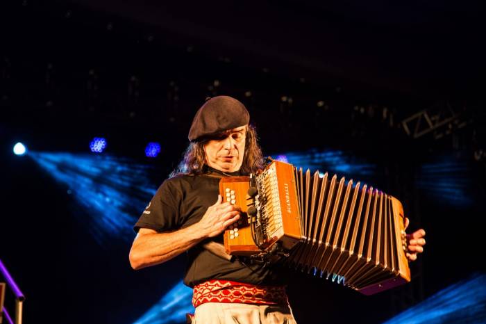 A sintonia entre os músicos no palco da Virada Cultural marcou a apresentação