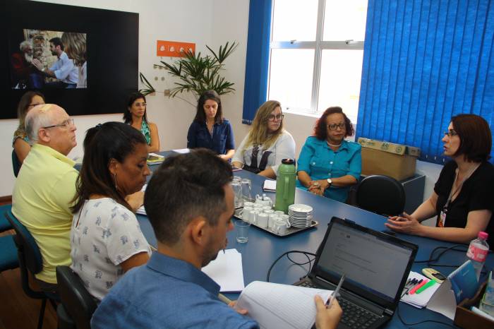 Cidades devem reavaliar propostas voltadas a crianças e adolescentes, e estabelecer metas até 2023