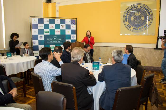 Tema do encontro foram os cinco comportamentos do presente que vão impactar a relação entre as pessoas e marcas do futuro