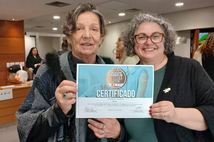 Pelotas recebe o selo "Município Amigo da Vacina"