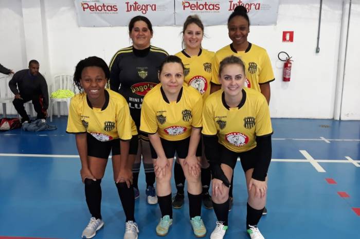 Jogos de Integração dos Servidores Municipais ocorrem aos sábados no Ginásio Municipal