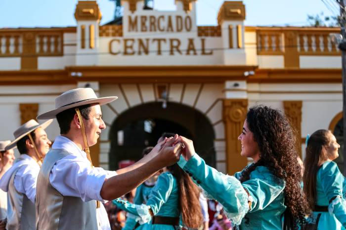 A partir das 11h30min de segunda-feira, no Largo do Mercado, 300 porções serão entregues ao público para degustação
