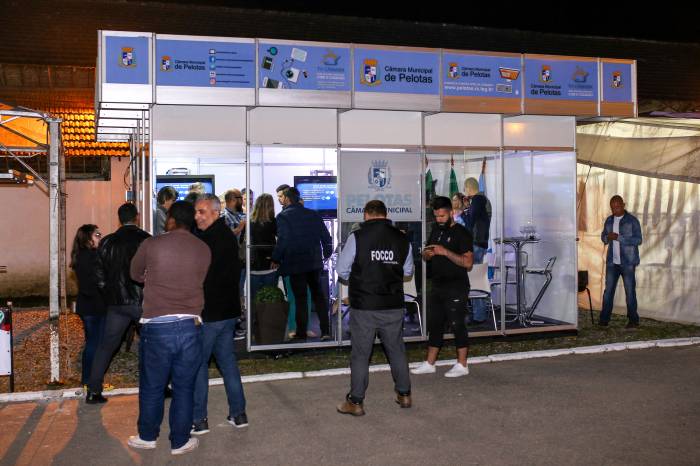 Espaço na 92ª Expofeira de Pelotas está a serviço da comunidade