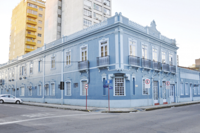 Paula e reitor da UFPel estiveram na SPU/RS tratando do assunto; União deve disponibilizar novo espaço adequado para instalar Sanep