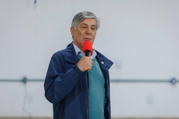 Marroni acompanha assinatura de contratos do Incra na Colônia Z3