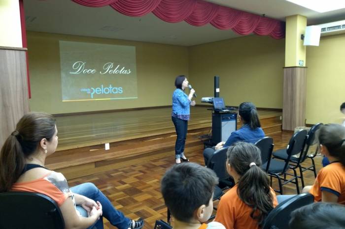 Patrimônio turístico e cultural da cidade também foi tema do evento na instituição de ensino