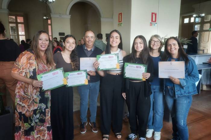 Estudante do Colégio Pelotense foi a única aluna das escolas públicas de Pelotas a conquistar uma medalha nacional na 19ª edição da Obmep