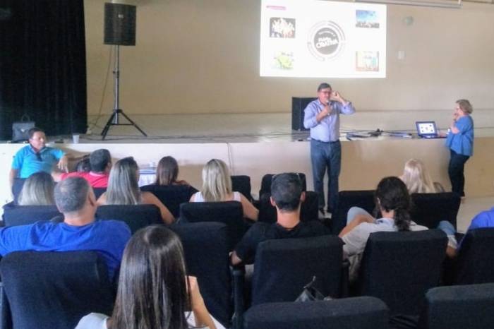 No evento em Arambaré, o APL apresentou estratégias. Secretário de Desenvolvimento, Turismo e Inovação, Bazanella representou Prefeitura