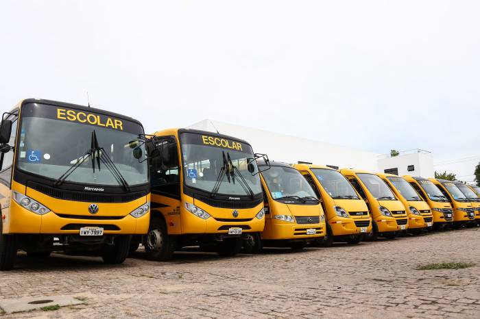 São mais de 60 linhas de ônibus entre a zona rural e urbana