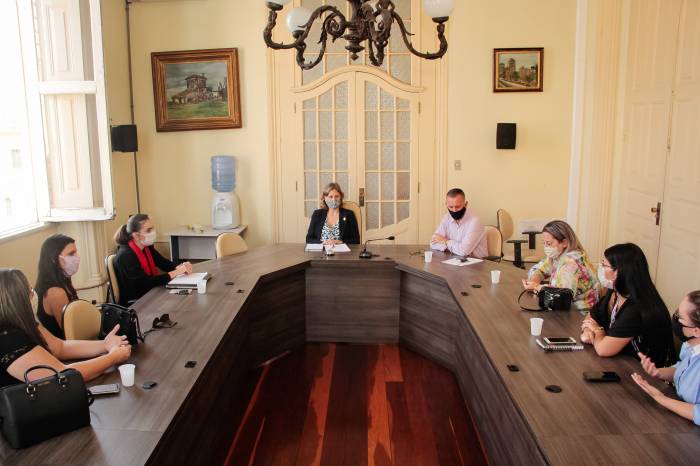Demandas das instituições de educação infantil serão discutidas no Comitê de Crise da pandemia, conforme encaminhamento da prefeita
