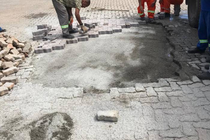 Um quebra-molas antigo, uma rótula, uma esquina de duas avenidas e um box da Rodoviária foram consertados em três dias