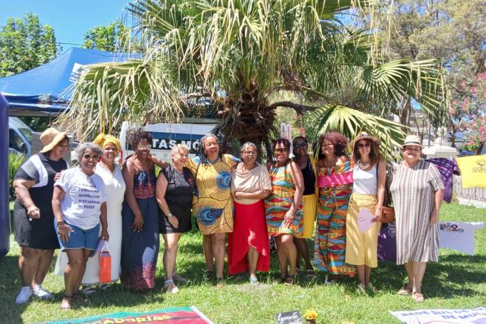 Evento “Mulher seus direitos não tiram férias” aconteceu nesta sexta-feira na Praia do Cassino.