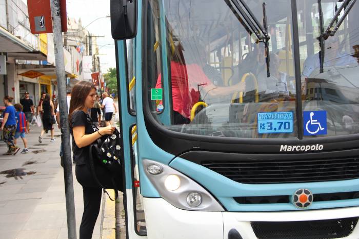 Requalificação feita pelo Sanep na Deodoro com Floriano muda as rotas dos ônibus pelos próximos dias