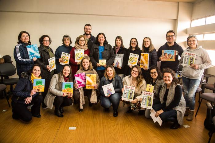 Iniciativa aposta no compartilhamento de livros para fortalecer vínculos familiares, preparar crianças para a vida escolar e, consequentemente, impactar na redução da criminalidade de Pelotas