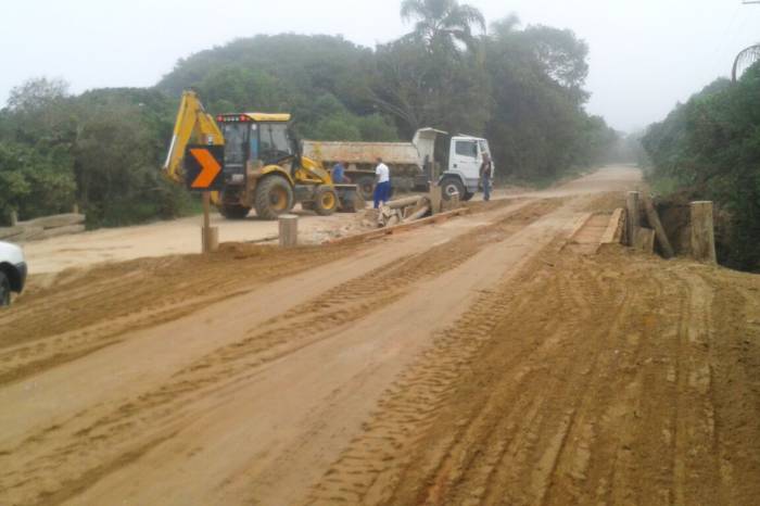 No momento, equipe trabalha na divisa entre o 4º e o 8º distrito