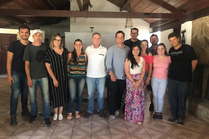 Veterinários e técnicos do SIM se aprofundam nas exigências de Boas Práticas de Fabricação