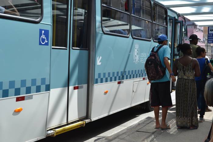 Linhas Bom Jesus, Navegantes e Anglo saem na Andrade Neves e retomam antiga rota