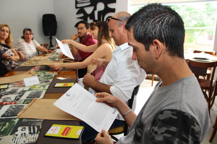As vagas pelo programa Mais Médicos serão preenchidas por profissionais brasileiros que começam a trabalhar no dia 10 de dezembro