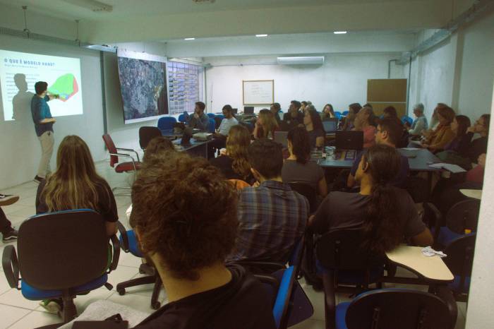 Com ferramenta desenvolvida por Inpe e Cemaden, oficina integra etapa de reuniões livres para a Conferência da Cidade