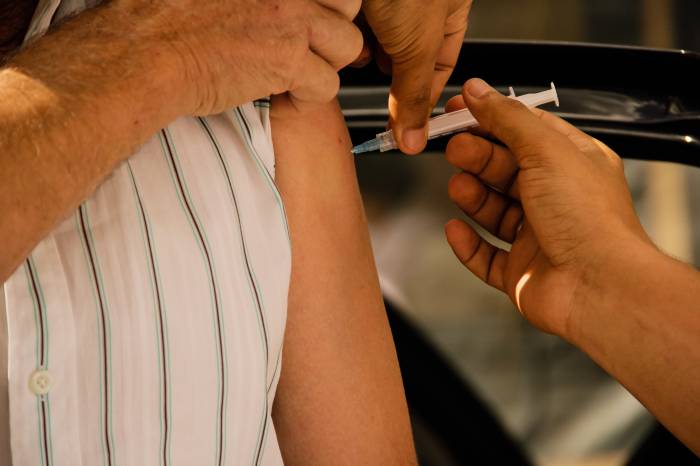 Pelotas fará parte de consórcio para compra de vacinas