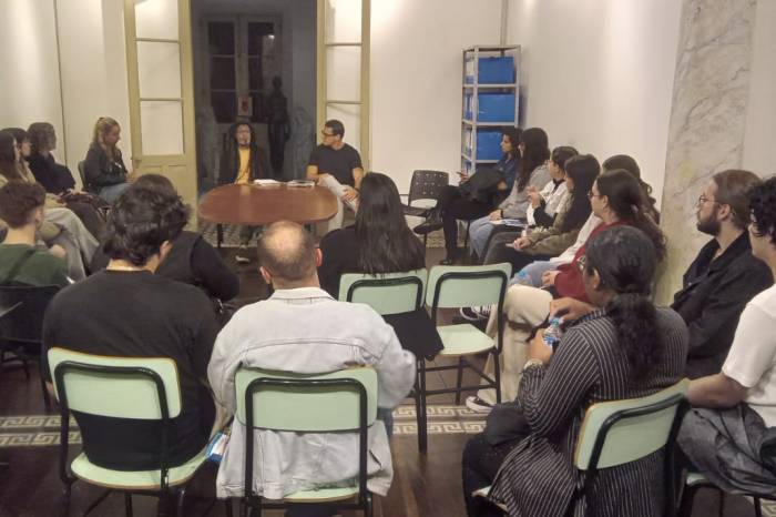 Mais de 30 estudantes irão desenvolver cinco projetos com exposições e projeções em prédios históricos