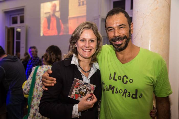A prefeita Paula e secretário Giorgio Ronna acompanharam a apresentação do projeto, que reúne 13 canções autorais
