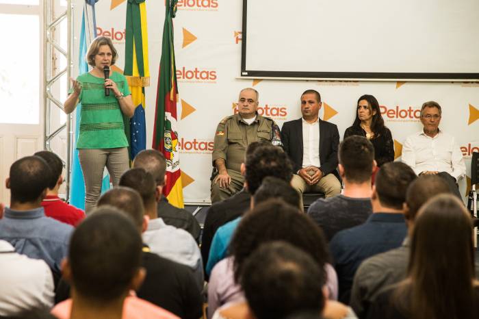 Período de instrução corresponde a três meses – 600 horas/aula – e prevê 35 disciplinas teóricas e práticas no conteúdo programático. Grupo é formado por 30 alunos