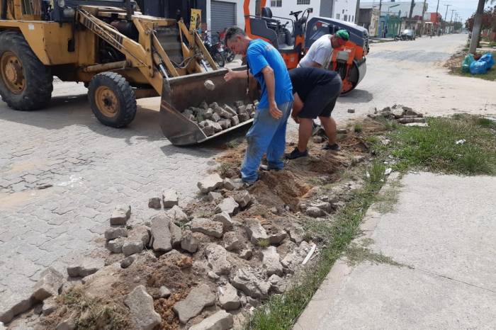 Intervenções da Prefeitura visam acabar com os buracos e imperfeições no leito da via