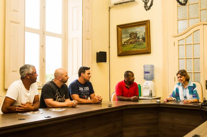 Prefeita se reuniu com representantes dos moradores da região do Porto para discutir o trabalho desenvolvido