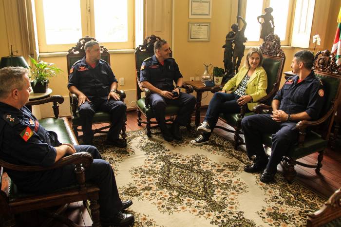 Em reunião com a prefeita Paula Mascarenhas, comandante-geral divulgou o repasse de R$ 3 milhões para a região sul do Estado