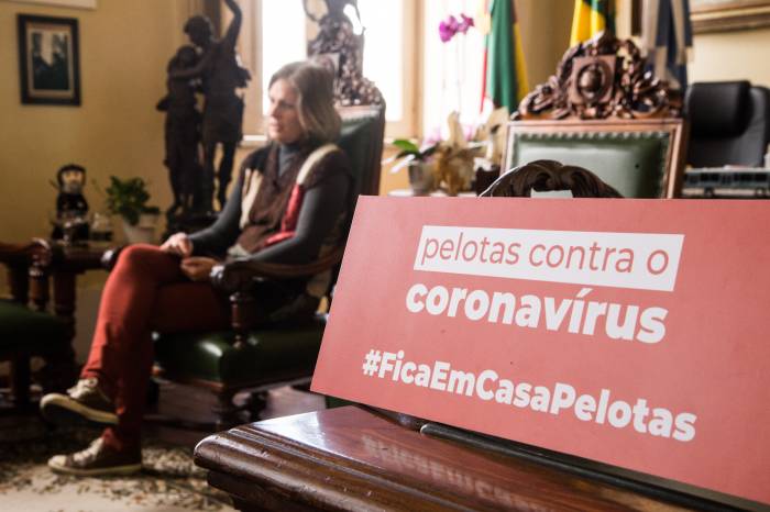 Durante encontro presidente da  CNM falou de medidas que podem garantir fôlego financeiro aos municípios brasileiros com a arrecadação atingida pela pandemia do coronavírus