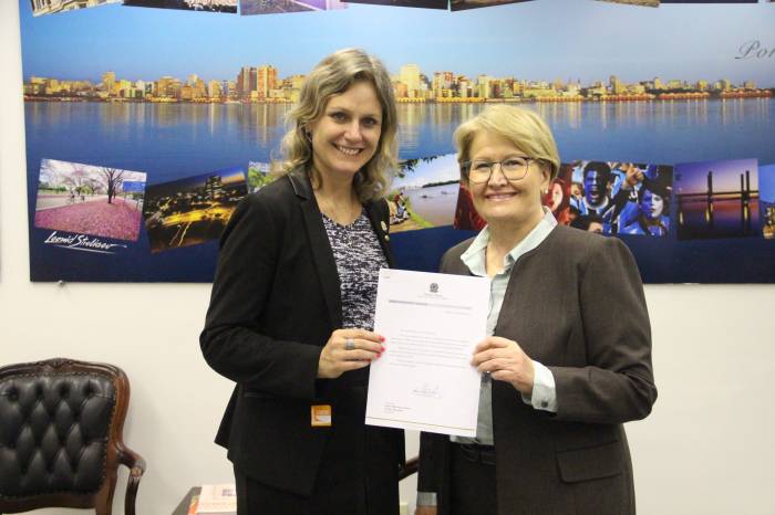 Senadora Ana Amélia recebe prefeita Paula e dá a boa notícia