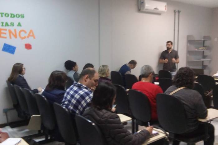 Docentes de geografia da rede municipal participaram da formação “Práticas de Geografia”