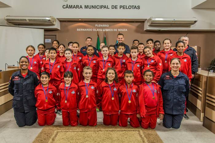 Cerimônia de formatura registrou a iniciativa do Corpo de Bombeiros que integra o Pacto Pelotas pela Paz