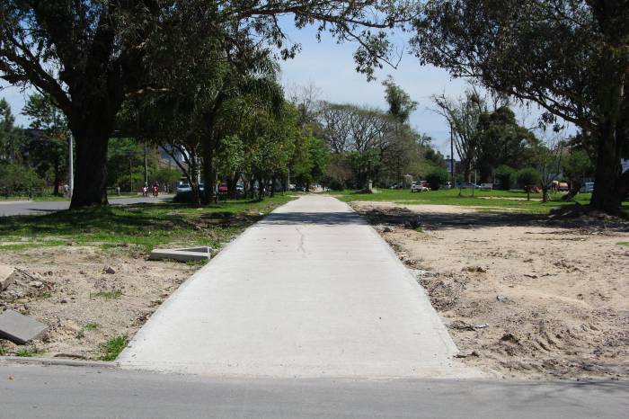 Projeto de requalificação do canteiro central da avenida prevê 14 áreas específicas para veículos