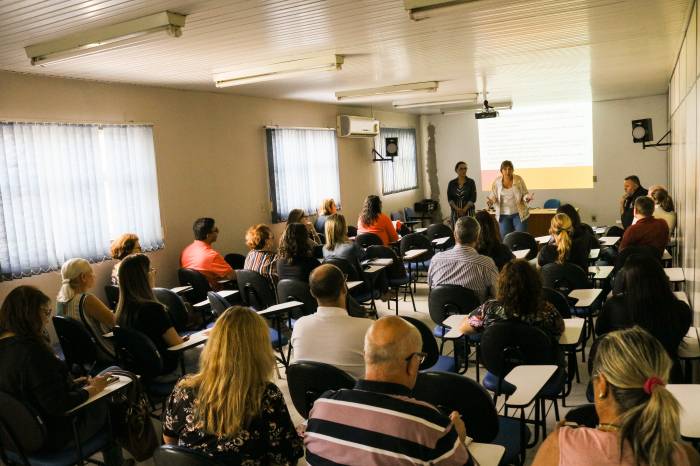 Núcleo de Educação em Saúde Coletiva também gerenciará problemas identificados pelos trabalhadores, a fim de qualificar o atendimento à população