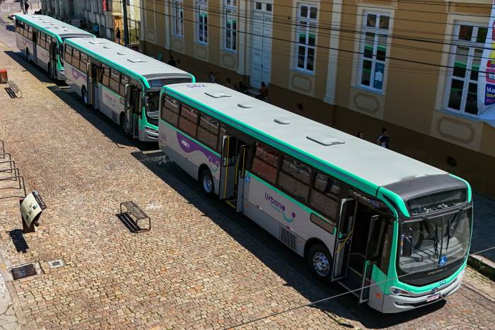 Pelotas recebe três novos ônibus para a frota de transporte público