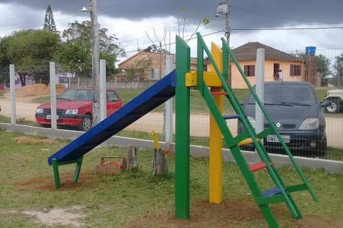 Foram beneficiadas comunidades do Balneário dos Prazeres e de escola do Monte Bonito. Abrigo de Menores também ganhará espaço