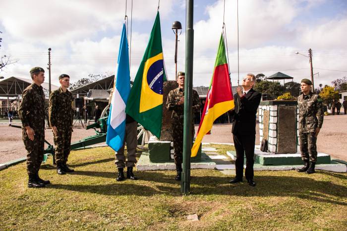 Vice-prefeito Idemar Barz acompanhou a cerimônia no 9º Batalhão de Infantaria Motorizado