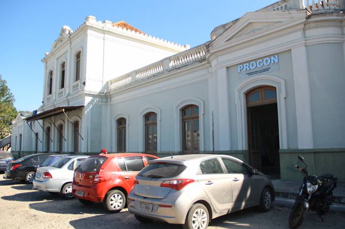 Os serviços do Cartão SUS, Departamento de Acolhimento ao Usuário (DAU),  e TFD — responsável pela regulação do Tratamento Fora de Domicílio, retornam na segunda, em novos espaços