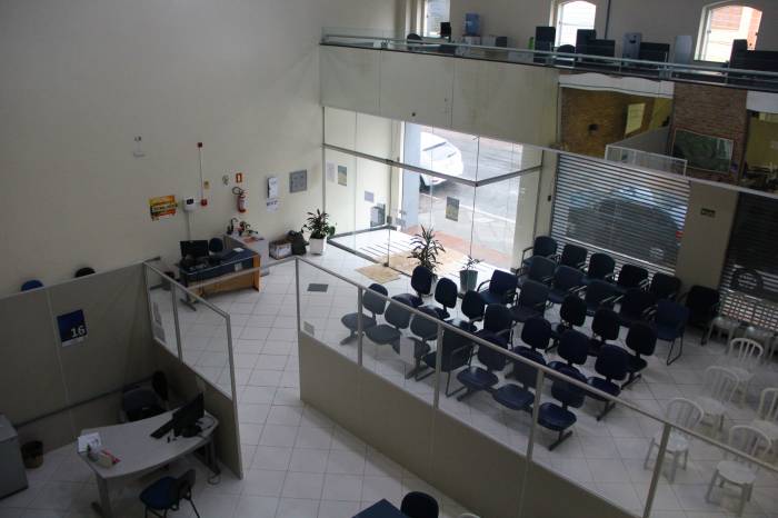 Alguns serviços não estão disponíveis nesta semana e serão retomados dia 2
